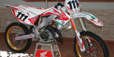 MOTO DU JOUR: 125 CR HRC