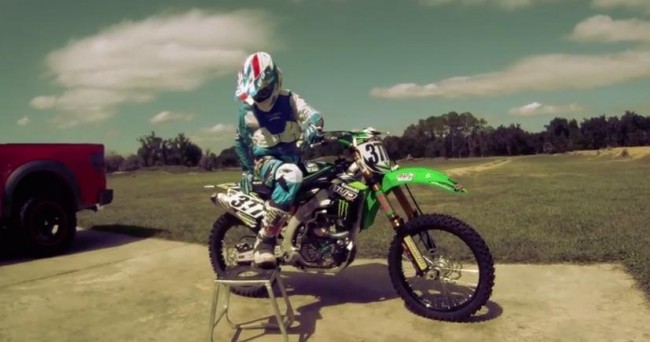 VIDEO: Christophe POURCEL sur la Kawa Bud Racing en Floride